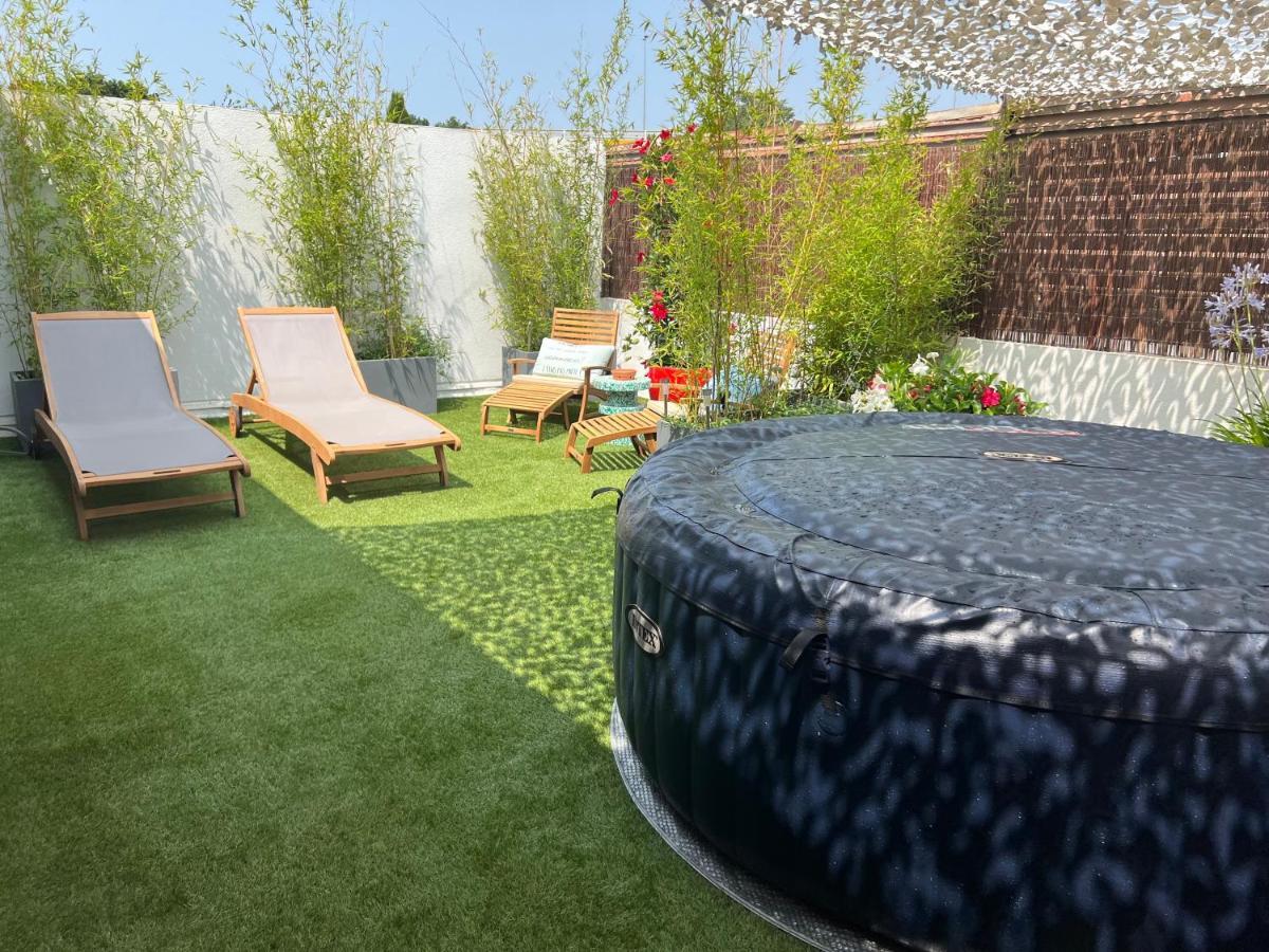 אביניון L'Avant Scene Meuble 5 Etoiles Parking Gratuit Jacuzzi מראה חיצוני תמונה